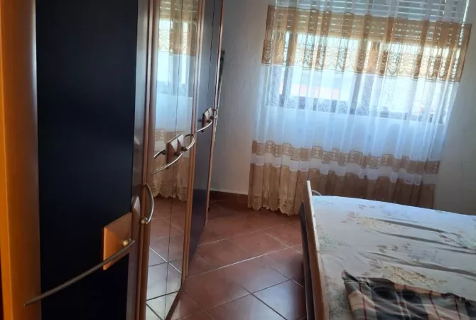 Shtepi me qera Apartament ne Tirane, 1+1, Mobilimi E mobiluar, Pagesa 25,009  Leke.