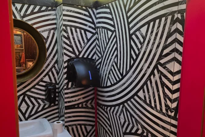 Business Property for Rent 2+1 in Tirana - 750 Euro