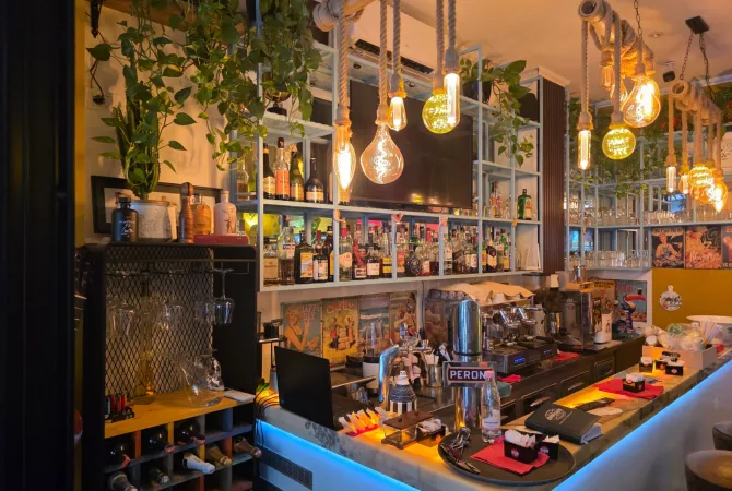 Business Property for Rent 2+1 in Tirana - 750 Euro