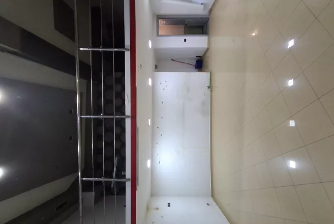 Business Property for Rent 1+1 in Tirana - 50,000 Leke