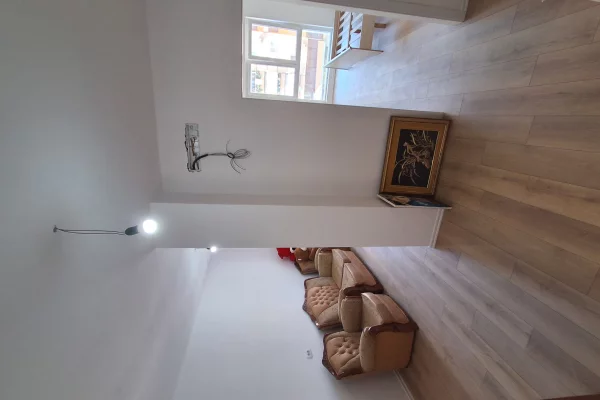 Apartament me Qera 1+1