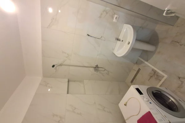 Apartament me Qera 1+1