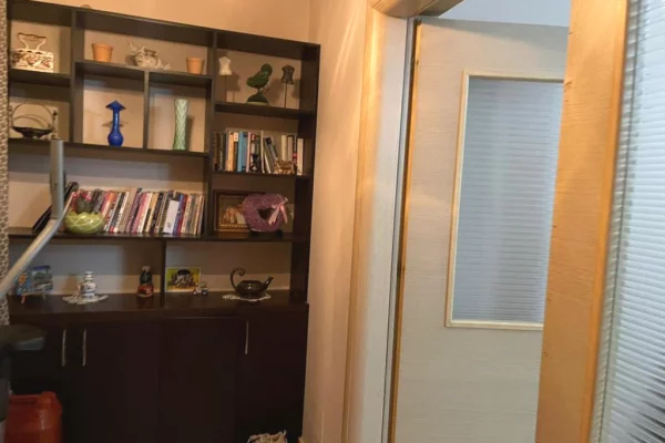 Shtepi me qera Apartament ne Tirane, 2+1, Mobilimi E mobiluar, Pagesa 800  Euro.