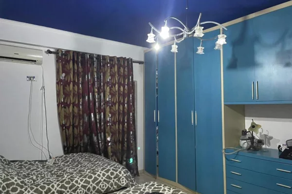 Shtepi me qera Apartament ne Tirane, 2+1, Mobilimi E mobiluar, Pagesa 800  Euro.