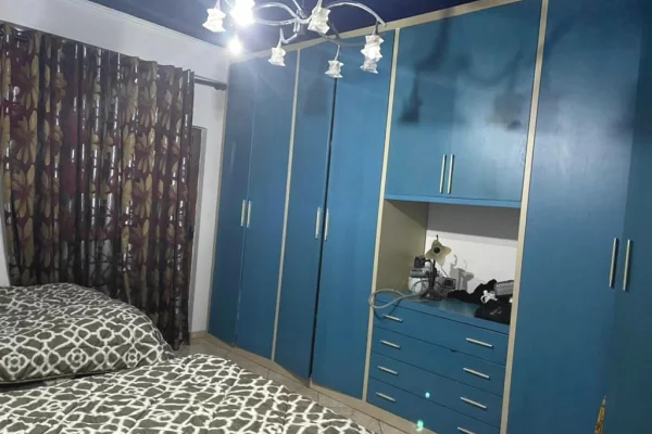 Shtepi me qera Apartament ne Tirane, 2+1, Mobilimi E mobiluar, Pagesa 800  Euro.