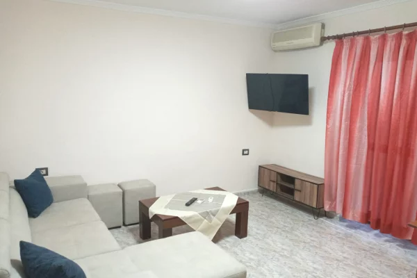 Apartament me Qera 1+1