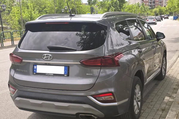 Auto in Vendita a Tirana, Hyundai, 2019 gasoline-gas,Kambio Automatik Pagamento 15,000  Euro.