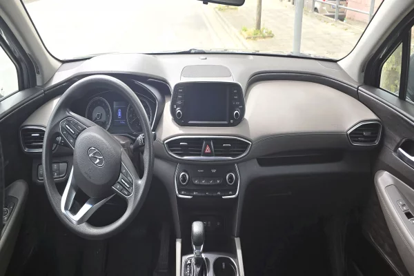 Auto in Vendita a Tirana, Hyundai, 2019 gasoline-gas,Kambio Automatik Pagamento 15,000  Euro.