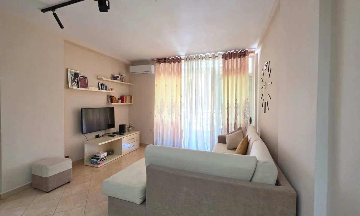 Apartment for sale in Tirana 1+1, Furnished