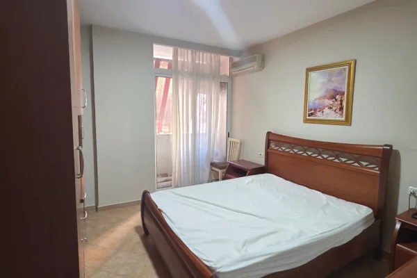 Shtepi me qera Apartament ne Tirane, 2+1, Mobilimi E mobiluar, Pagesa 60,000  Leke.
