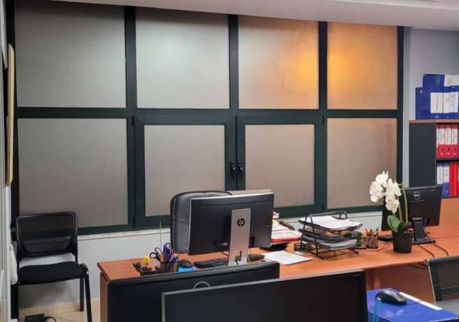 Sherbime Ekonomike dhe Financiare ne Tirane - 5,000 Leke