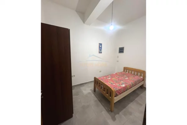 Shtepi me qera Apartament ne Tirane, 2+1, Mobilimi E mobiluar, Pagesa 350  Euro.