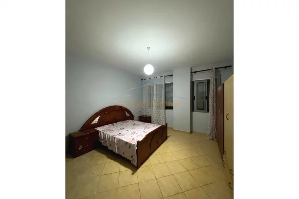 Shtepi me qera Apartament ne Tirane, 1+1, Mobilimi E mobiluar, Pagesa 350  Euro.