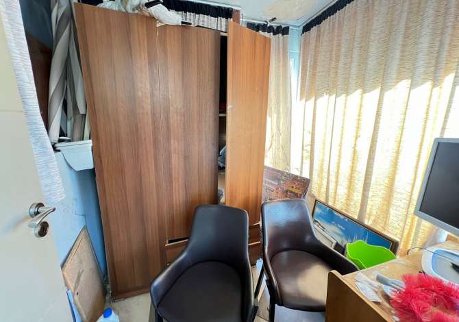 Lokal me Qera tek Stacioni i Trenit, 1000Euro