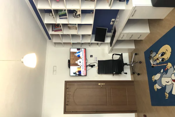 Appartamento in vendita a Tirana 2+1, Arredato