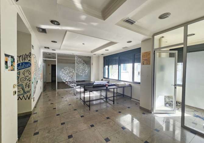 Business Property in Sale 3+1 in Tirana - 1,400,000 Euro