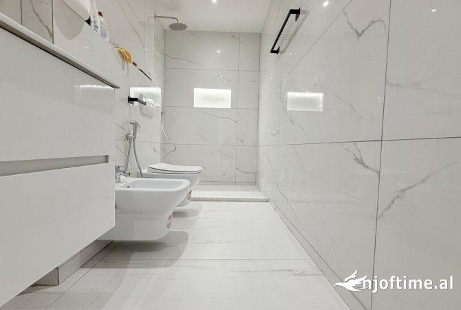 🏡Apartament fantastik per shitje, prane Ambasades Amerikane, Tirane ‼️