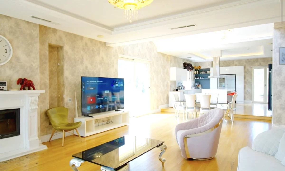 Penthouse (panoramic top floor) for sale in Tirana 4+1, Furnished