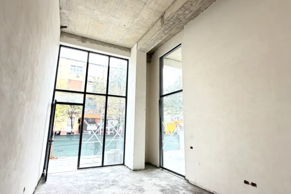 Business Property in Sale 1+1 in Tirana - 350,000 Euro