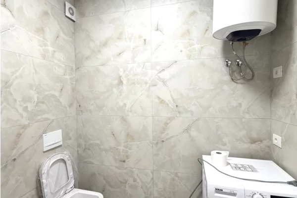 Appartamento in vendita a Tirana 1+1, Arredato