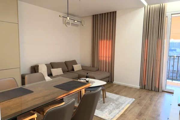 🏡Jepet me qera apartament 1+1 i Ri tek Ish-Fusha e Aviacionit‼️