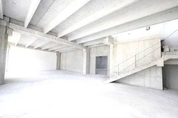 Business Property in Sale 4+1 in Tirana - 1,620,000 Euro