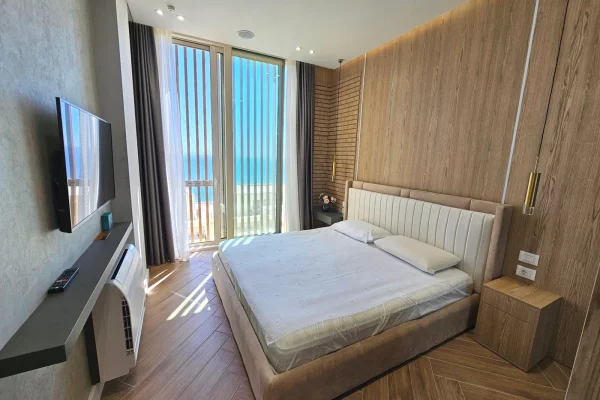 Shtepi ne shitje Apartament ne Himare, 2+1, Mobilimi E mobiluar, Pagesa 630,000  Euro.