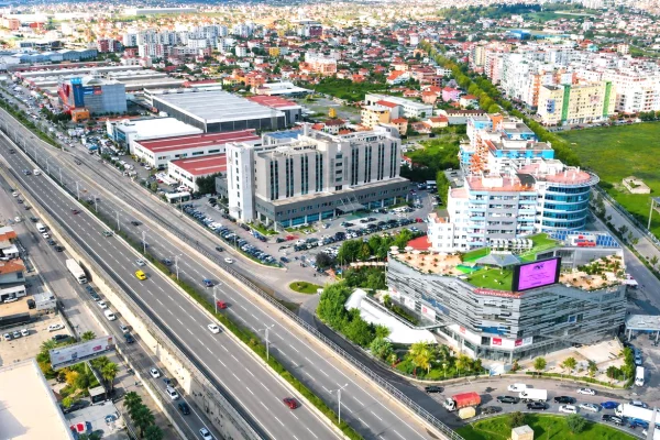Ambient biznesi me qera 5+1 ne Tirane - 15,000 Euro