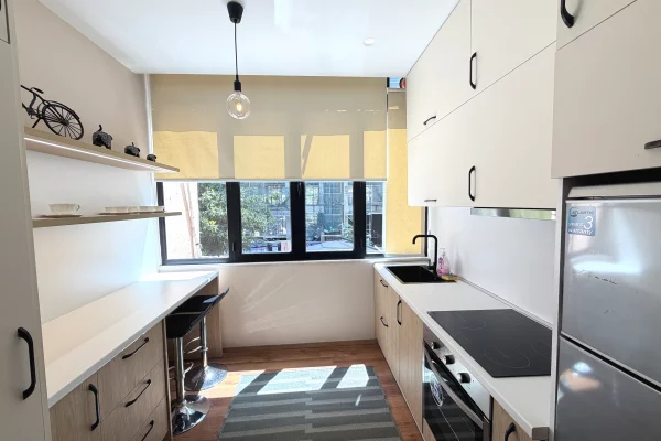 Shtepi me qera Apartament ne Tirane, 2+1, Mobilimi E mobiluar, Pagesa 1,300  Euro.