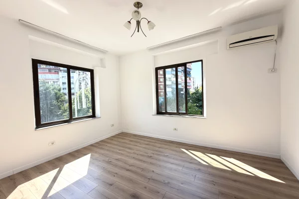 🏡Jepet me qera ambient biznesi tek 7-Xhuxhat‼️