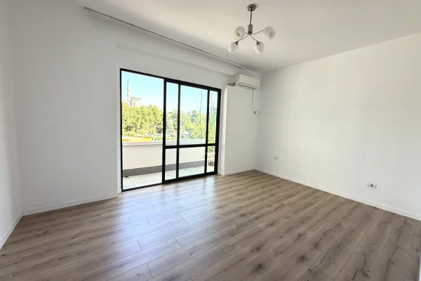 🏡Jepet me qera ambient biznesi tek 7-Xhuxhat‼️