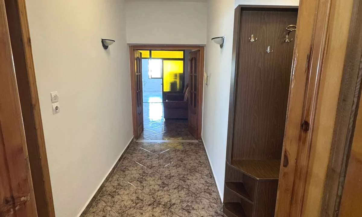 House for Rent Apartment in Tirana, 1+1, Furniture Furnished, Payment 40,000  Leke.