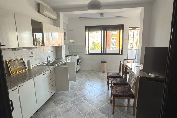 House for Rent Apartment in Tirana, 1+1, Furniture Furnished, Payment 40,000  Leke.