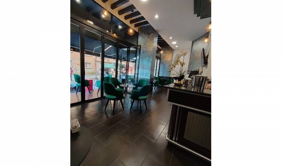 Lokal - Me Qera - Selvia - Tirane