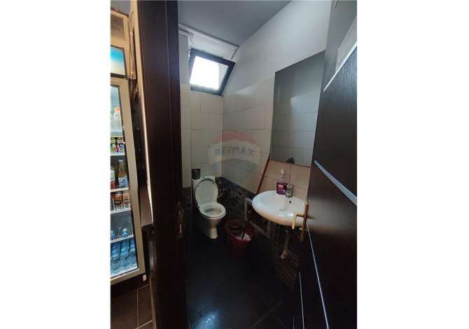 Lokal - Me Qera - Selvia - Tirane