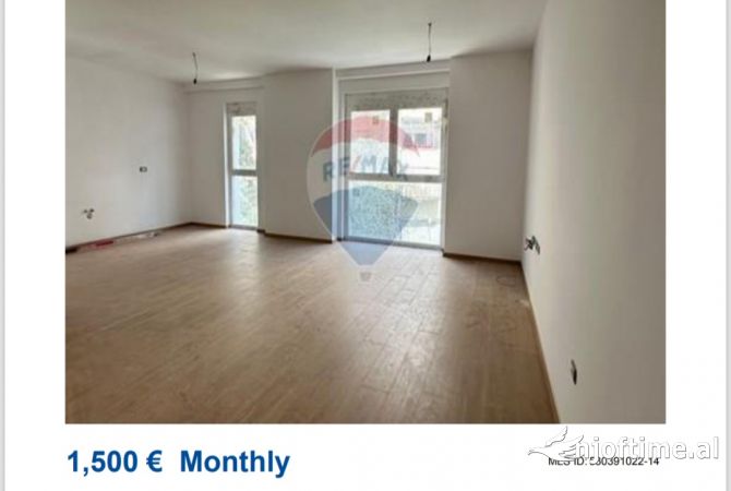 Zyre - Me Qera - Air Albania - Tirane