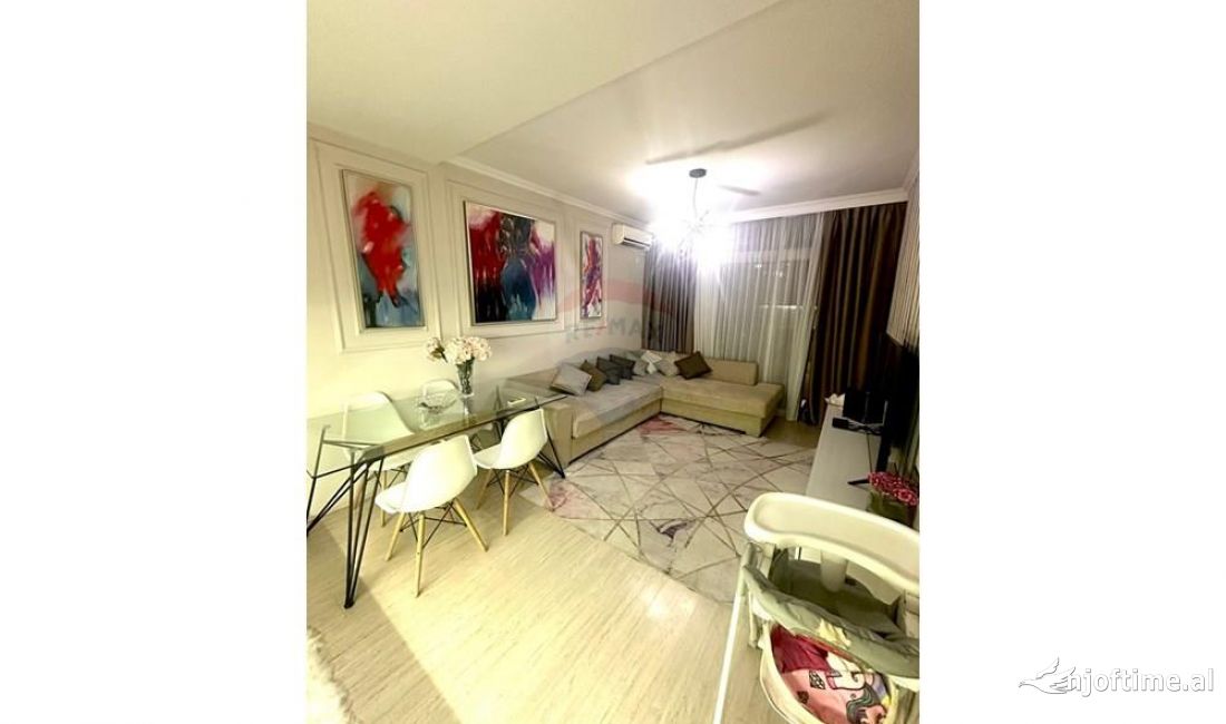 Shtepi ne shitje Apartament ne Tirane, 1+1, Mobilimi E mobiluar, Pagesa 155,000  Euro.