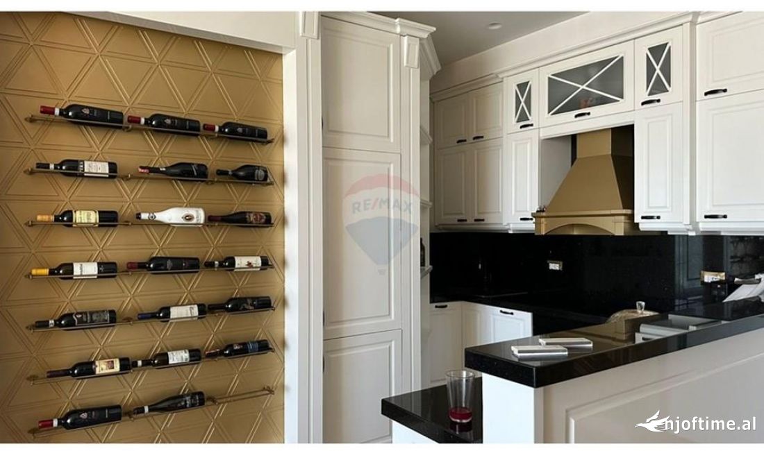 Shtepi me qera Apartament ne Tirane, 2+1, Mobilimi E mobiluar, Pagesa 2,500  Euro.