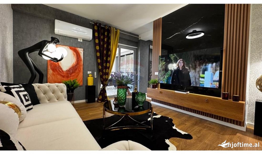 Shtepi ne shitje Apartament ne Tirane, 1+1, Mobilimi E mobiluar, Pagesa 178,000  Euro.