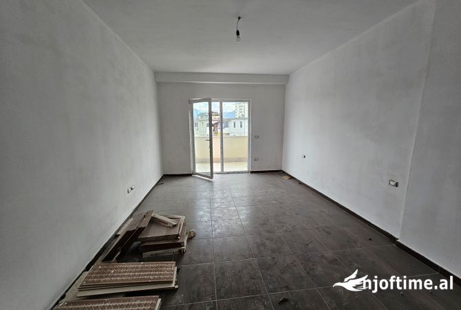 Okazion Shitet Apartament 2+1 ne Laprake