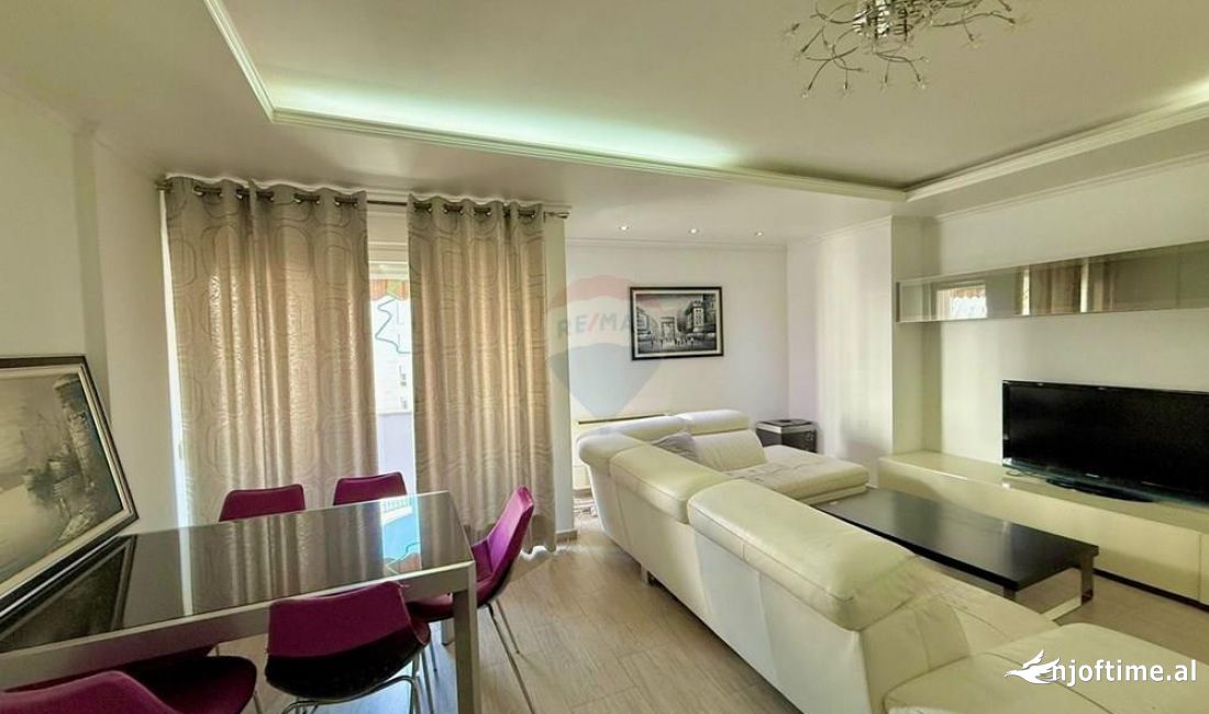 Shtepi ne shitje Apartament ne Tirane, 2+1, Mobilimi E mobiluar, Pagesa 210,000  Euro.