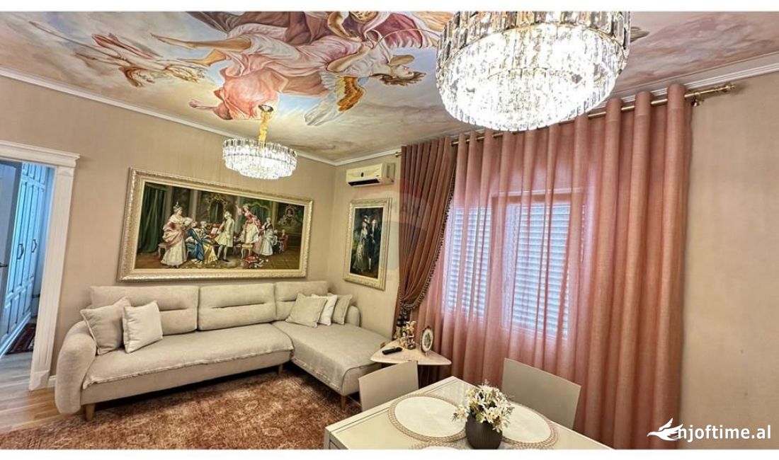 Appartamento in affitto a Tirana 2+1, Arredato