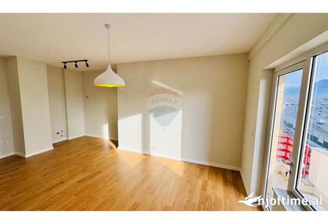 Shtepi ne shitje Apartament ne Tirane, 2+1, Mobilimi Bosh, pa mobiluar, Pagesa 149,000  Euro.