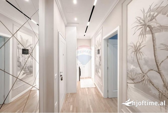 Shtepi ne shitje Apartament ne Tirane, 2+1, Mobilimi E mobiluar, Pagesa 249,000  Euro.