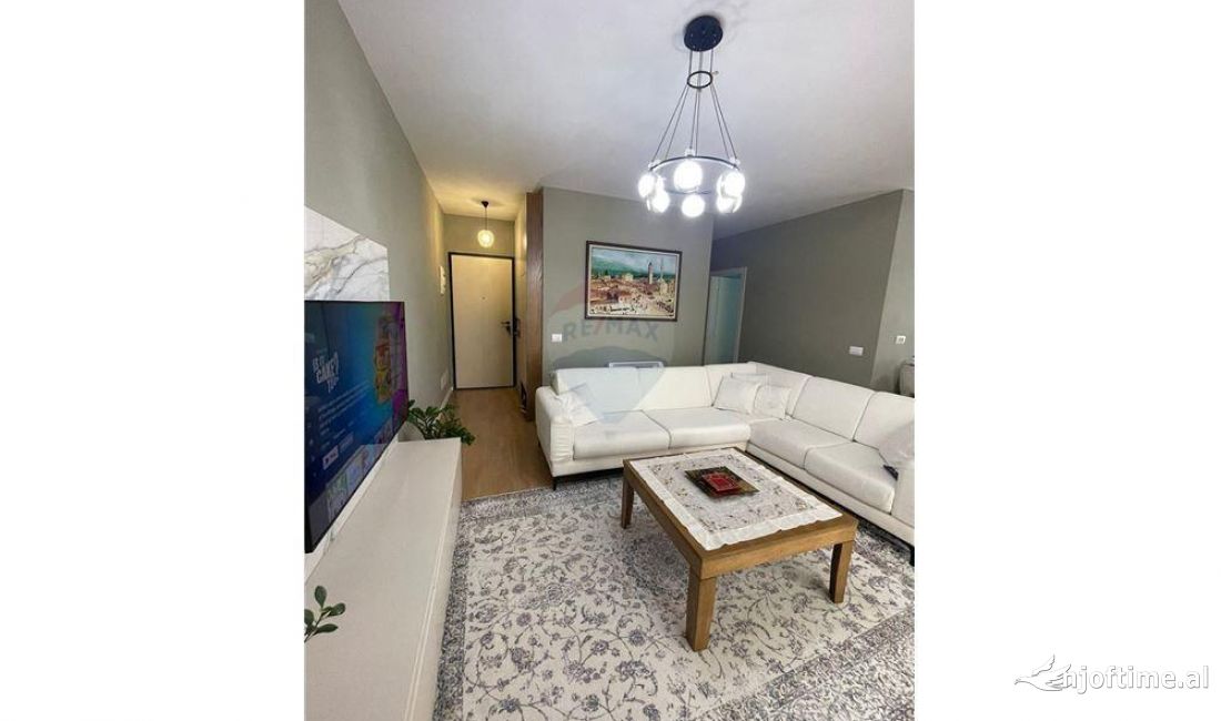 Shtepi ne shitje Apartament ne Tirane, 2+1, Mobilimi E mobiluar, Pagesa 330,000  Euro.