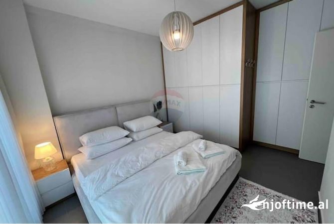 Shtepi me qera Apartament ne Tirane, 1+1, Mobilimi E mobiluar, Pagesa 1,050  Euro.