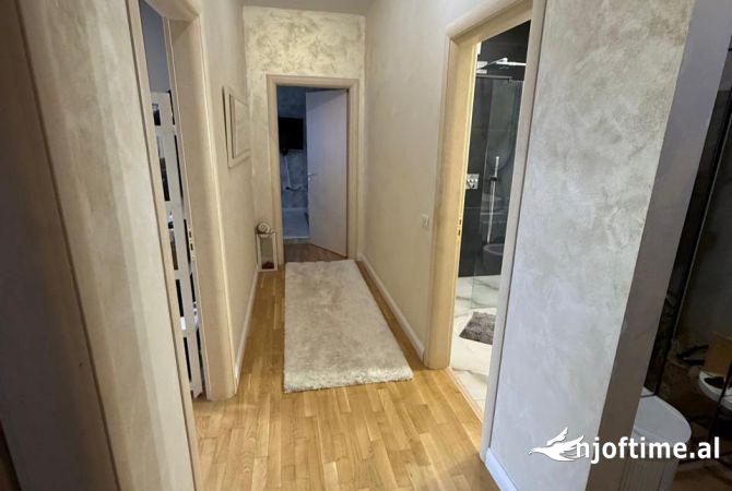 Shtepi me qera Apartament ne Tirane, 2+1, Mobilimi E mobiluar, Pagesa 600  Euro.