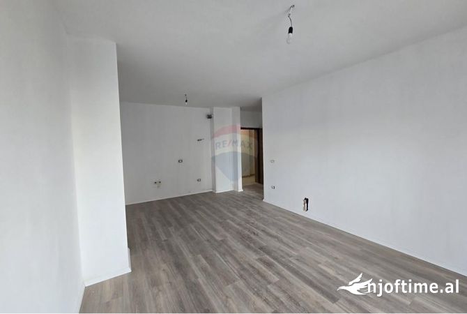 Shitet Apartament 1+1 tek Rezidenca Aura ne Laprake