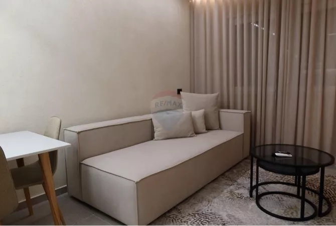 Shitet Apartament 1+1 i Mobiluar tek Rruga e Durresit