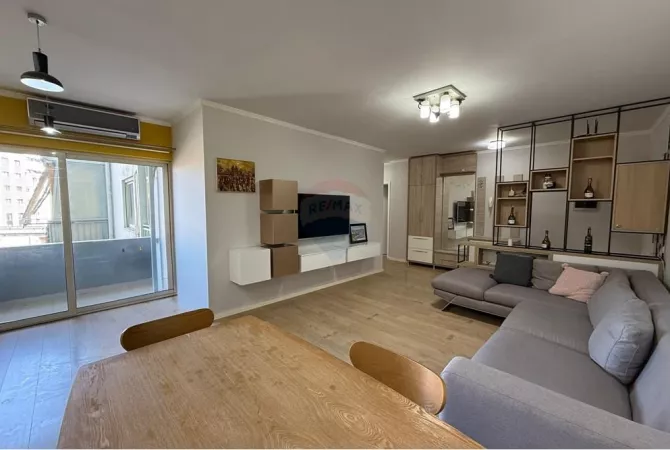 Shtepi ne shitje Apartament ne Tirane, 2+1, Mobilimi E mobiluar, Pagesa 189,000  Euro.